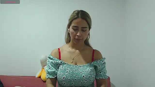 Chat XXX ao vivo de Valery_Molinafg