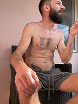Michel_huge live XXX chat
