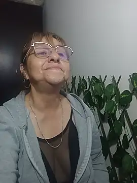 Chatroom XXX en direct de nicoltatiana_