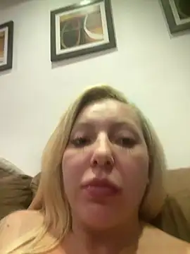 Juuhschmitt – webcam-show