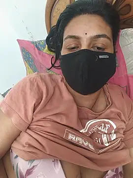 ravi_10o Adlı Modelin Canlı XXX Sohbeti