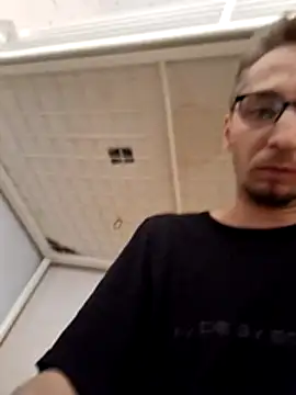 MattedOdobenus' Live XXX Chat