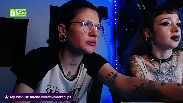Chat XXX en directo de lovelockedlips