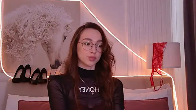 Emily_Simon élő XXX-chatje