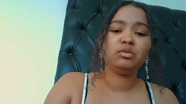Chat XXX ao vivo de indianaphrodite1