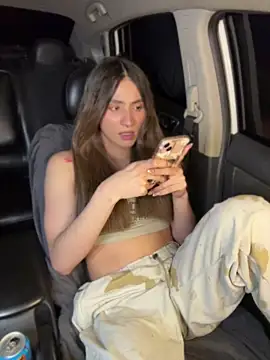 XXX chat uživo modela Lottus_fire