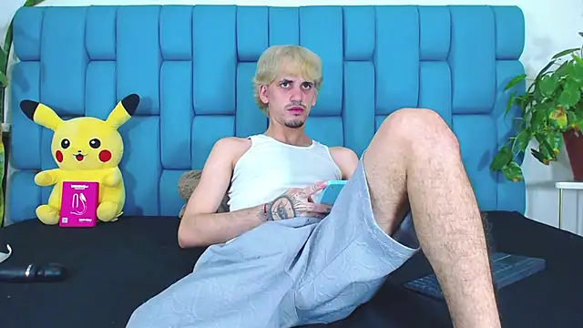 boy_Dirty_X Adlı Modelin Canlı XXX Sohbeti