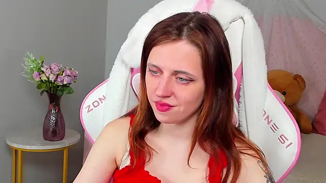 FreyaVeys' Live XXX Chat