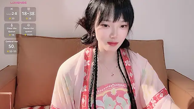 upoo7lt's Live XXX Chat