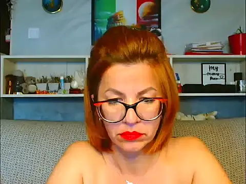 Natali3855 Adlı Modelin Canlı XXX Sohbeti