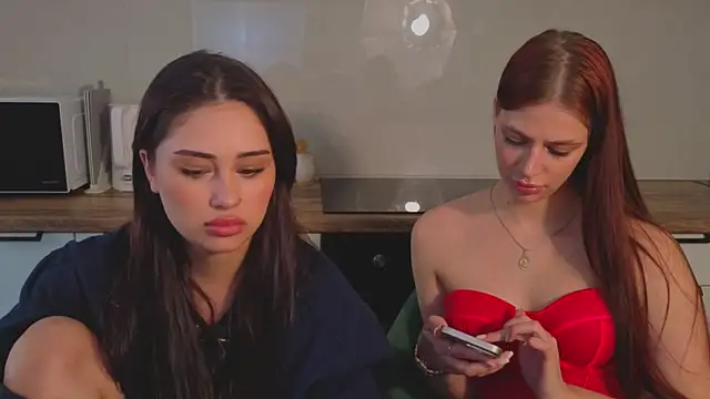 Chat XXX ao vivo de Sofia_Plump