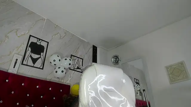 Chat XXX en directo de Kazsandraa