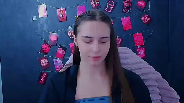 Kyara_ra Adlı Modelin Canlı XXX Sohbeti
