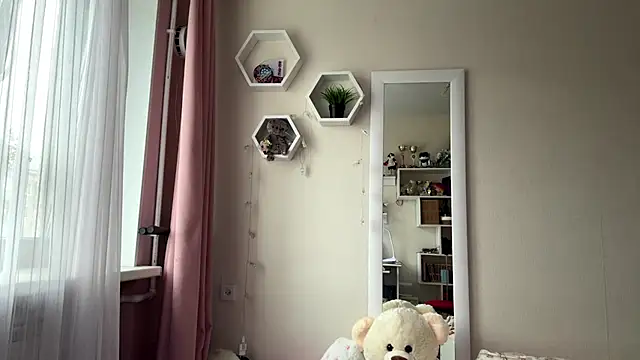 MiaCashe Chat XXX live