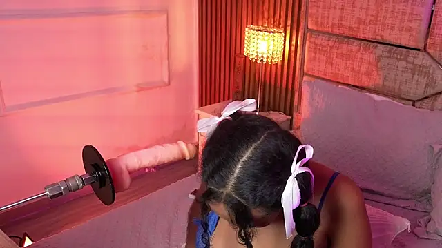 Chat XXX en directo de MiaBlackrose