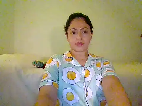 Chatroom XXX en direct de AnaDrained