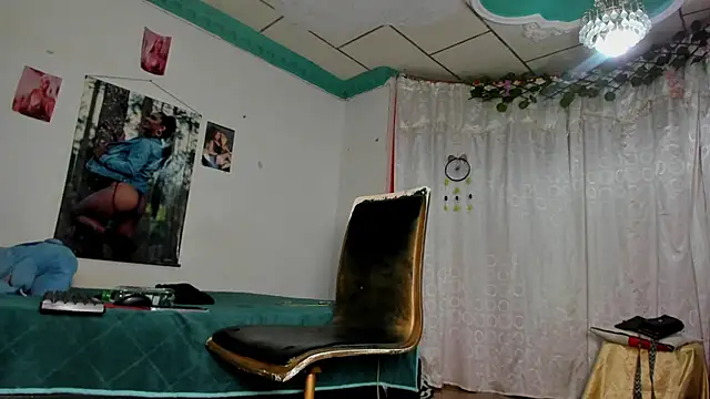 Amberbrown18 live XXX chat