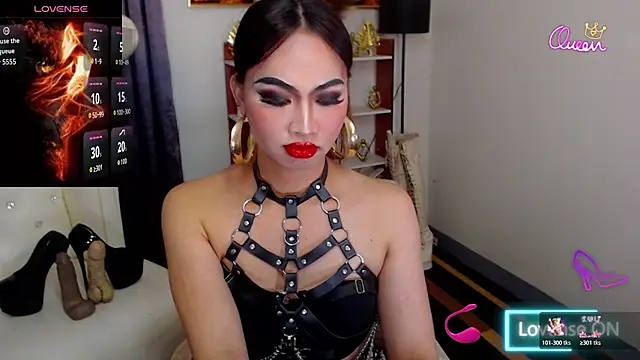 Chat XXX en directo de BigCockJhera
