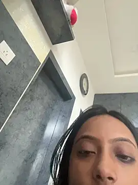 livia_dolls 现场XXX聊天