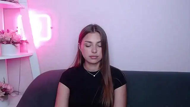 Онлайн чат XXX MilanaAngelAs