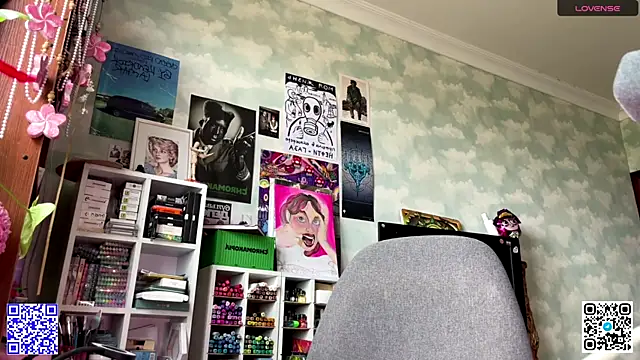 Онлайн чат XXX darling_darinka