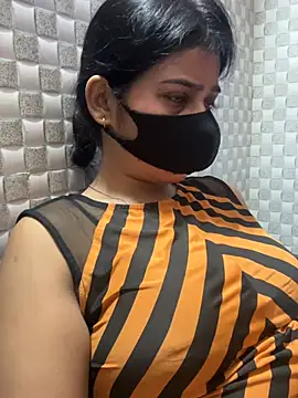 True_Love009 লাইভ XXX চ্যাট