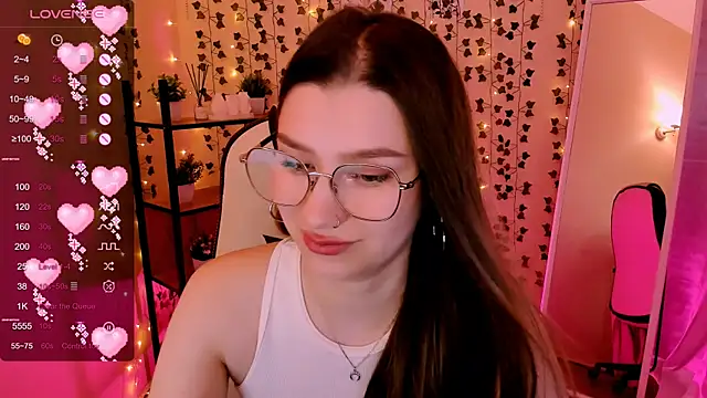 LinaBlossom_ XXX чат на живо