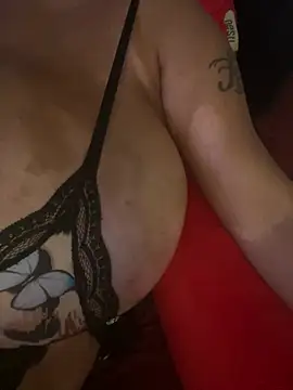 Show webcam de RoxiRedXXX