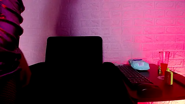 Violett1126 – Live XXX-chat