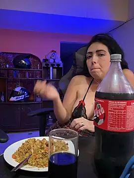 Chat +18 de Yoanali ao vivo
