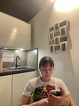 Just-Lilly XXX чат на живо
