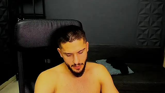 TroyWadeen Live XXX chat