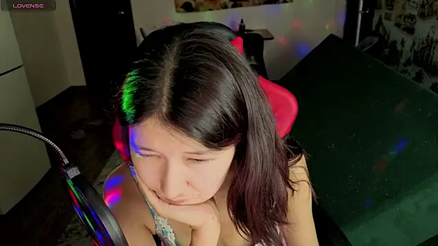LeyylaStoone Chat XXX in diretta