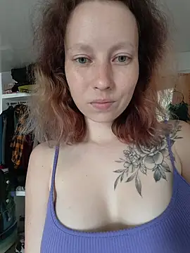 Frost_foxy's Live XXX Chat