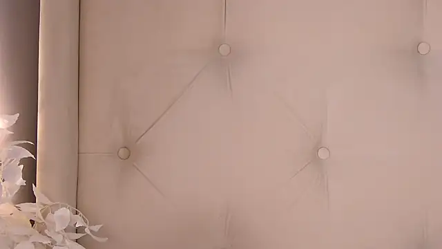 ur_wet_dreams Live XXX-chat