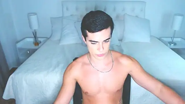mr_hunterx Adlı Modelin Canlı XXX Sohbeti