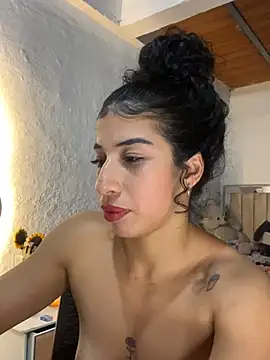 Miily_0 现场XXX聊天