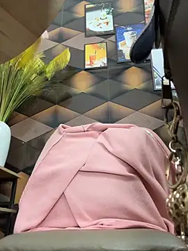 Emily-Nguyen Obrolan Langsung XXX