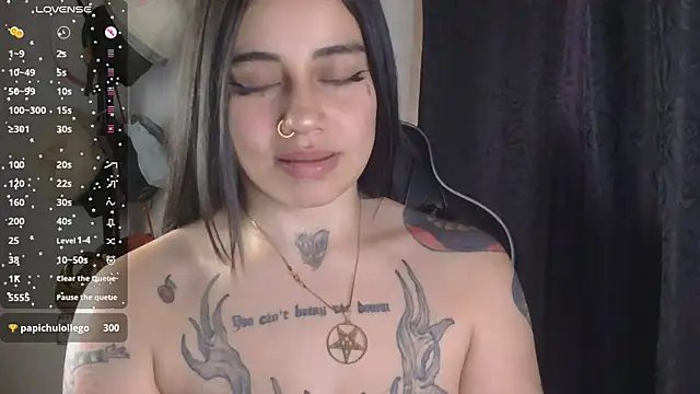 Chatroom XXX en direct de val_bardot