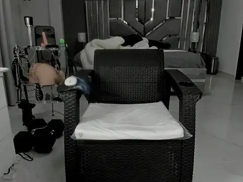 master_leather Chat XXX live
