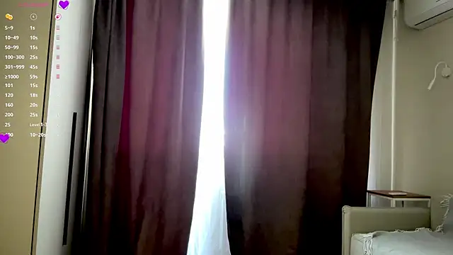 AlberthaBudd Adlı Modelin Canlı XXX Sohbeti