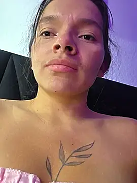Chatroom XXX en direct de _shantal_smith