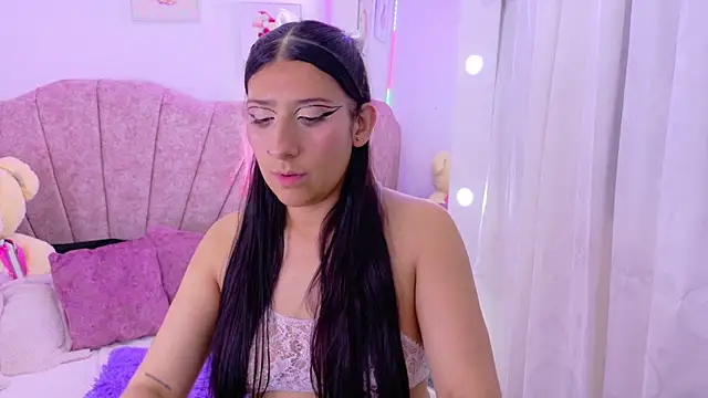 Sara_Blum live XXX chat