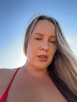 Chat XXX ao vivo de Mona_Plus