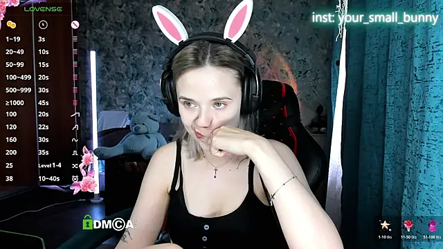 Your_small_bunny Chat XXX in diretta