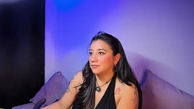 _cinnamoon_n Live XXX chat