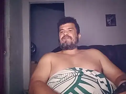 צ'אט XXX בשידור חי של tarra122