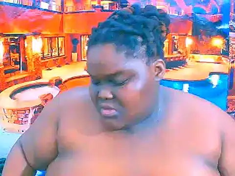 צ'אט XXX בשידור חי של EbonyHotBuns