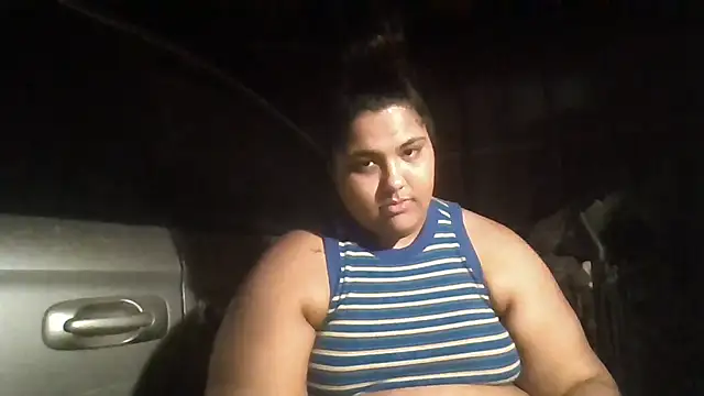 1n0nlythroat's Live XXX Chat