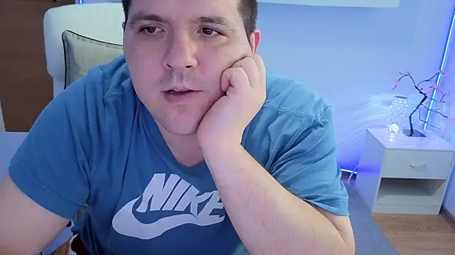 JasonJacks Adlı Modelin Canlı XXX Sohbeti